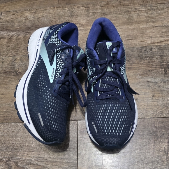 Brooks Shoes - Brooks Ghost 14 Sneaker Women Size 9.5